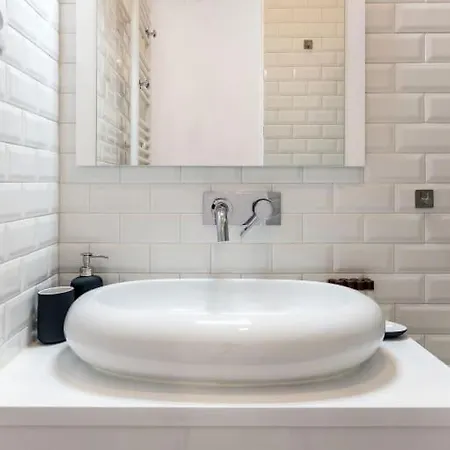 Guestready - Contemporary Apt In Central Lisboa